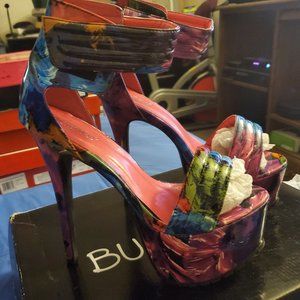 Bumper Kimberly 01 size 10 (BRAND NEW NEVER WORN)